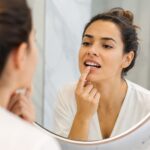 Pigmentação dentária: o que causa as manchas nos dentes e como tratá-las